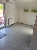 Izdajem kuću u Zemunu, na odličnoj lokaciji, ulica Mozerova